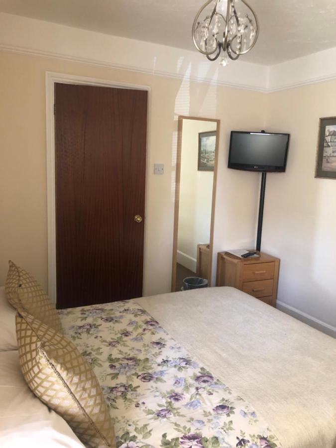 Auplands En-Suite Rooms Lymington Eksteriør bilde