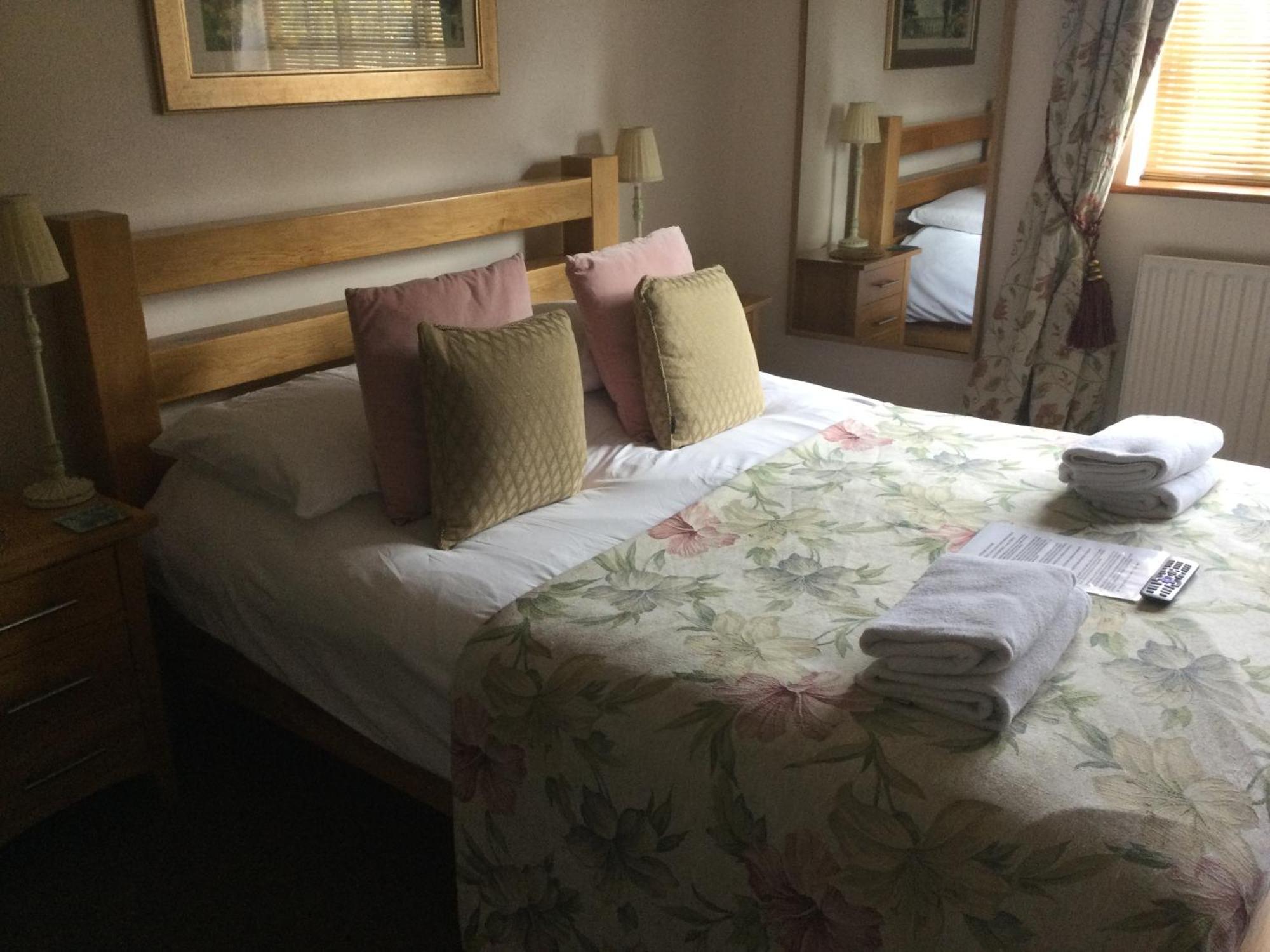 Auplands En-Suite Rooms Lymington Eksteriør bilde
